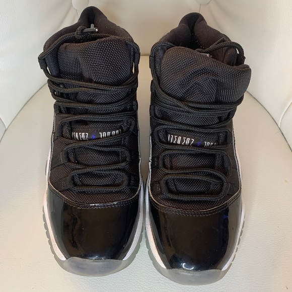 Air Jordan Retro 11 BG Space Jam 2016 - Picture 3 of 6
